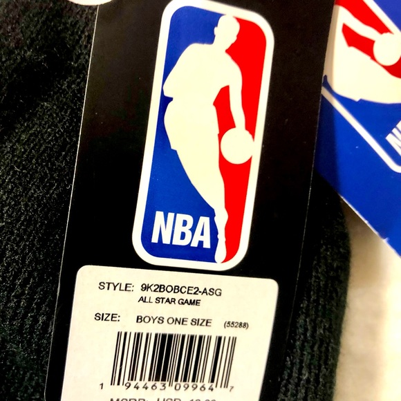 NWT NBA 2020 All Star Game Chicago Winter Warm Pom Pom Hat Youth Sz Acrylic - Picture 2 of 8